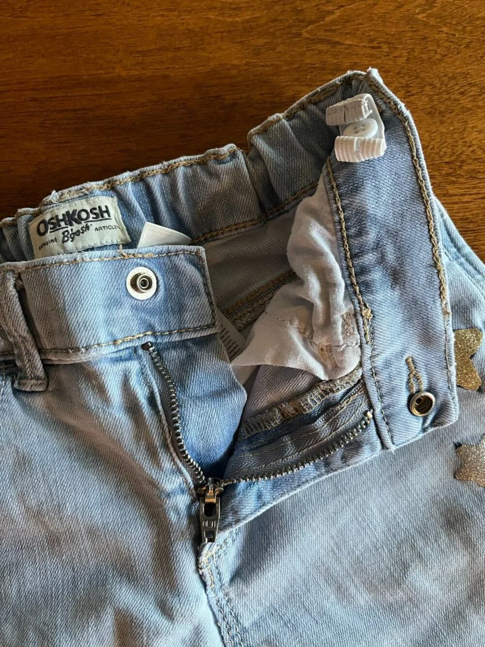 OshKosh light-wash jeans 8